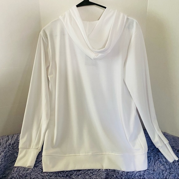 Jane and Delance Hoodie - Picture 5 of 7